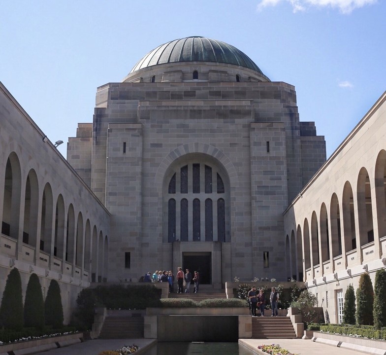 Monumento en ciudad de Canberra en Australia