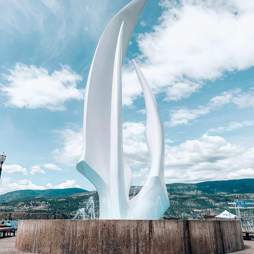 Vivir en Kelowna, la soleada ciudad de los viñedos en Canadá